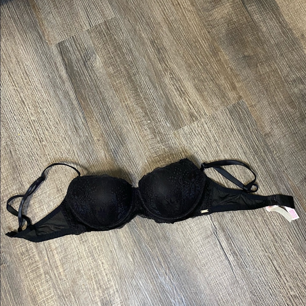 Victoria’s Secret Pink push up bra
